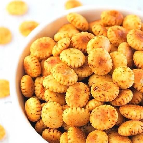 cajun spiced oyster crackers - Recipe photo by nowcookthis