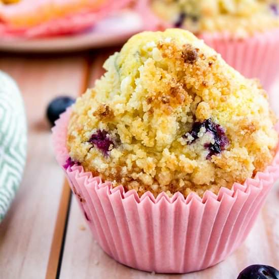 Starbucks Blueberry Muffin Copycat - Recipe photo by Everything Pretty