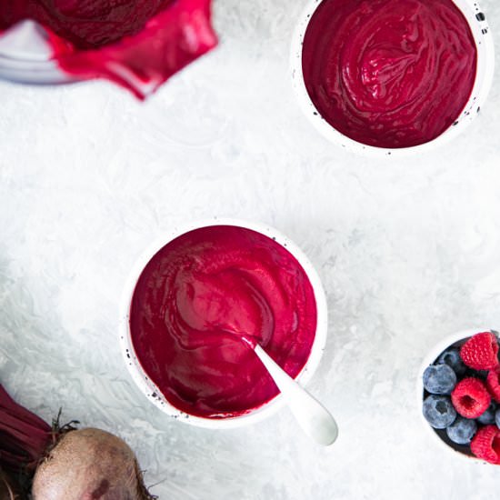 Cinnamon Berry & Beet Smoothie Bowl - Recipe photo by BEET OF THE WILD