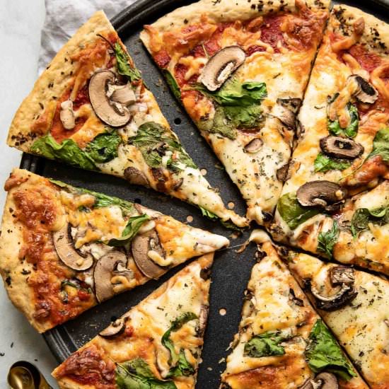 Vegan Pizza Dough (No Yeast) - Recipe photo by Jar Of Lemons