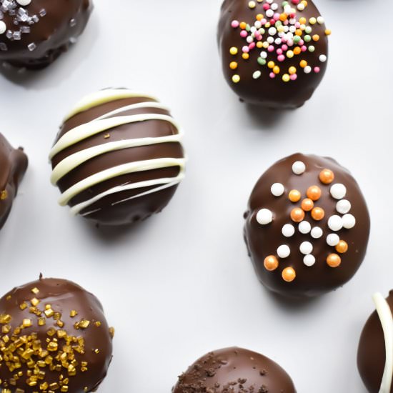 3 Ingredient Oreo Truffles - Recipe photo by bakewithamy