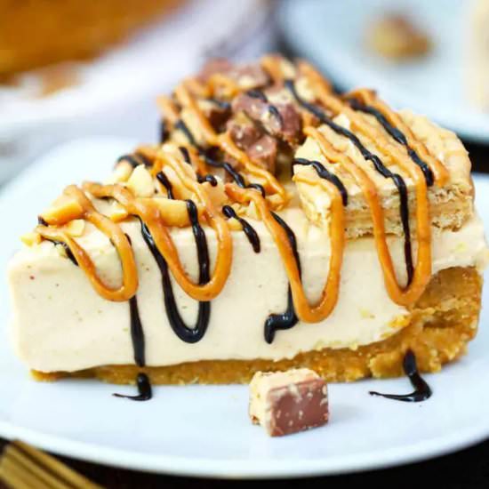 Peanut Butter Pie - Recipe photo by peasandpeonies