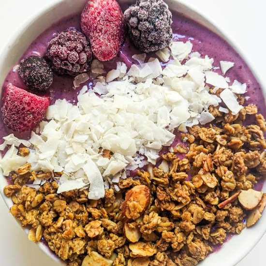 Portland Summer Smoothie Bowl - Recipe photo by bakeroise