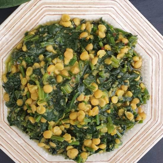Spinach and split peas dal - Recipe photo by Mildlyindian