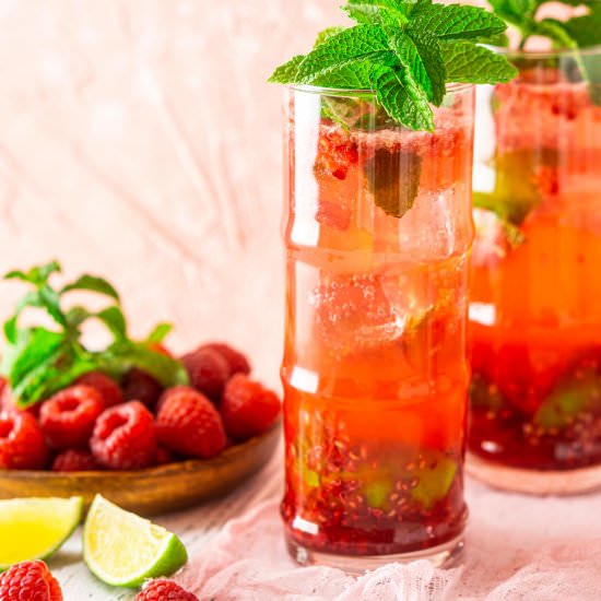 Raspberry Mojito - Recipe photo by Burrata and Bubbles