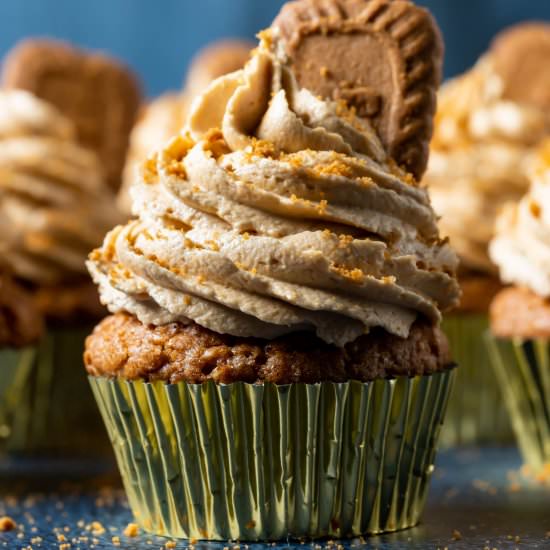 Biscoff Cupcakes - Recipe photo by gimmethatflavor