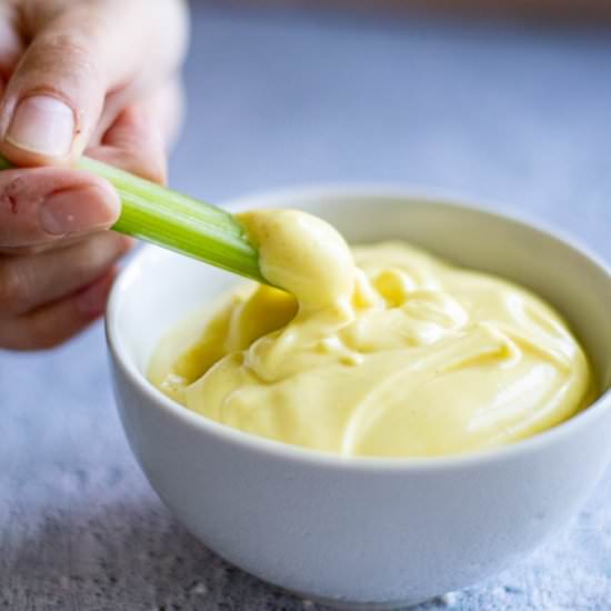 How to Make Easy Vegan Mayo - Recipe photo by sweeterthanoats