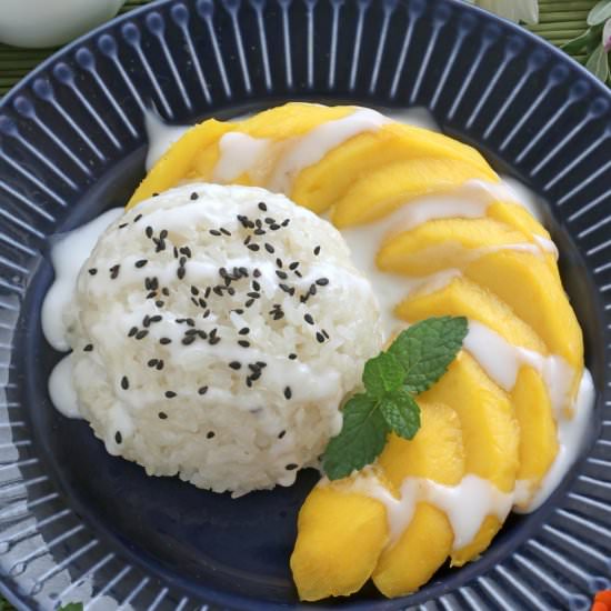THAI MANGO STICKY RICE - Recipe photo by foxy folksy