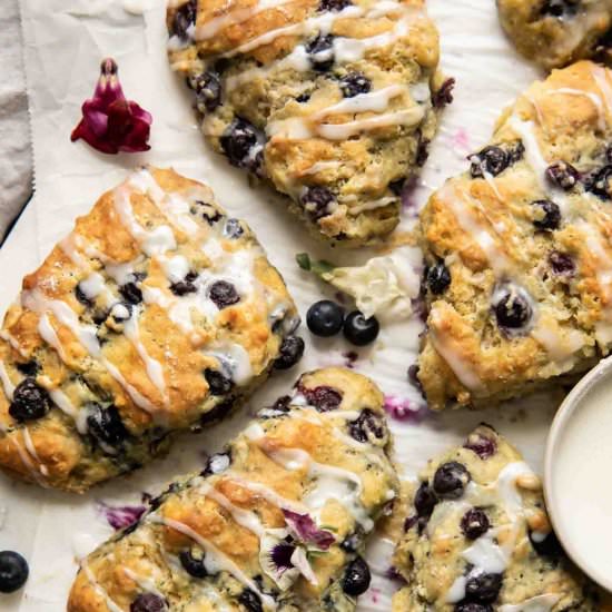 Maple Blueberry Scones - Recipe photo by Desserts And Drinks