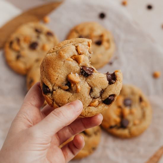 Chocolate Chip Butterscotch Cookies - Recipe photo by alpineella