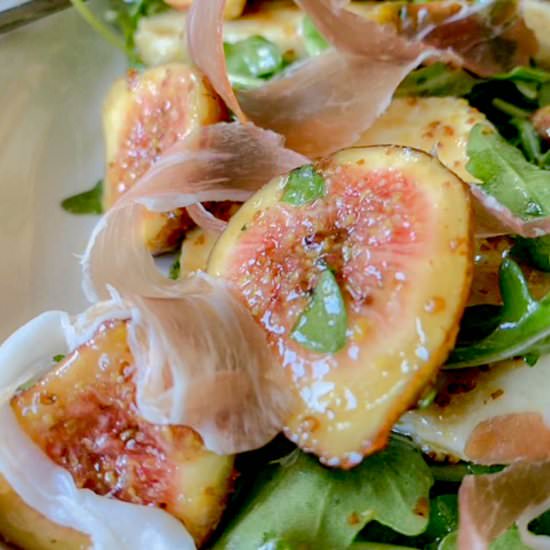Marinated Fresh Fig And Mozzarella - Recipe photo by NotEntirelyAverage