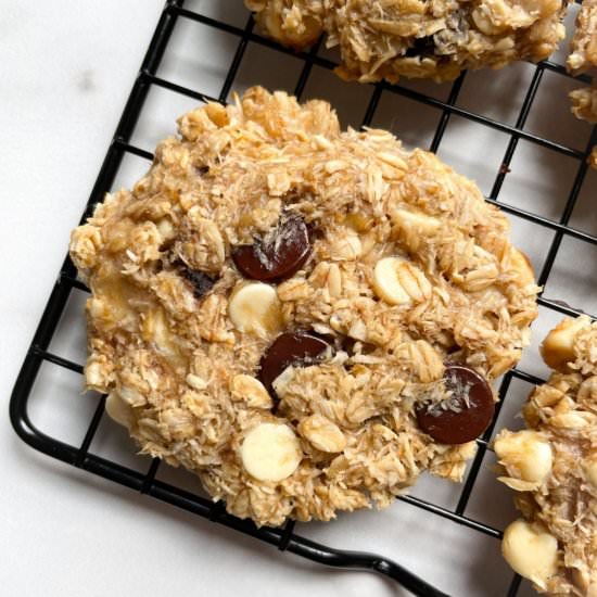 Banana Coconut Oatmeal Cookies - Recipe photo by frozen_bananas_