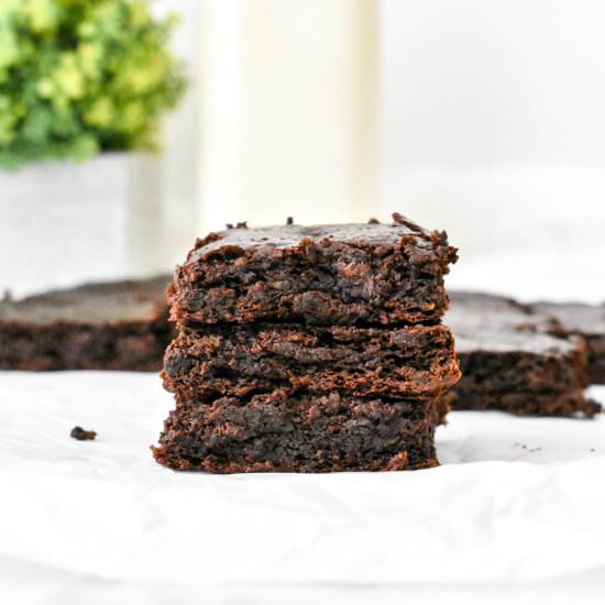 Fudgy Avocado Brownies - Recipe photo by Herbs and Flour