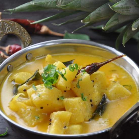 Pineapple Curry - Recipe photo by ChezShuchi