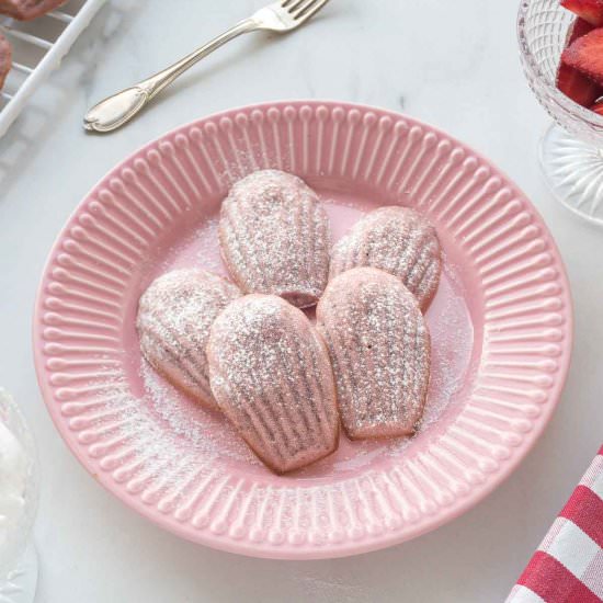 Strawberry Madeleines - Recipe photo by chocolatesandchai