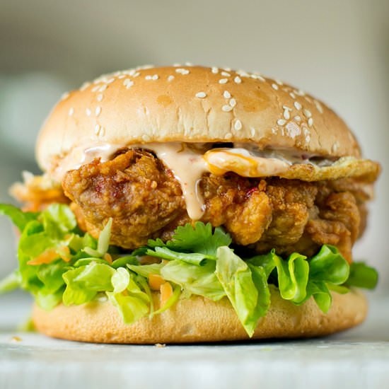 Sambal Fried Chicken Burger - Recipe photo by Flaevor