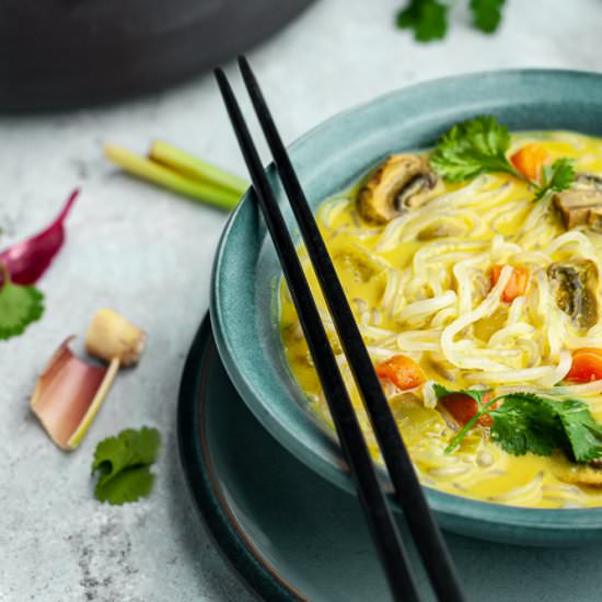 Easy Thai Coconut Curry Noodles - Recipe photo by cleanfooddirtygirl