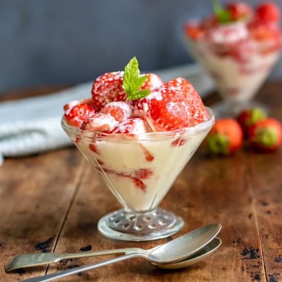 Strawberries and Cream - Recipe photo by veggie desserts