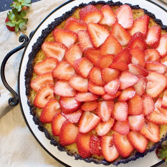 mascarpone tart with strawberries - Recipe photo by ahintofrosemary