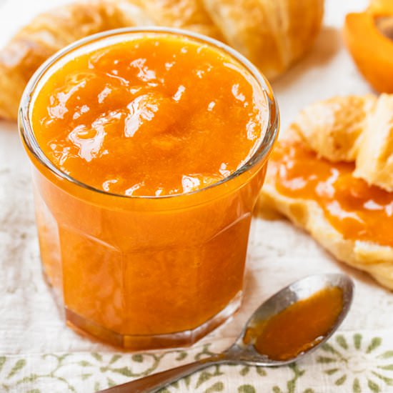 Apricot Jam - Recipe photo by thecozyapron