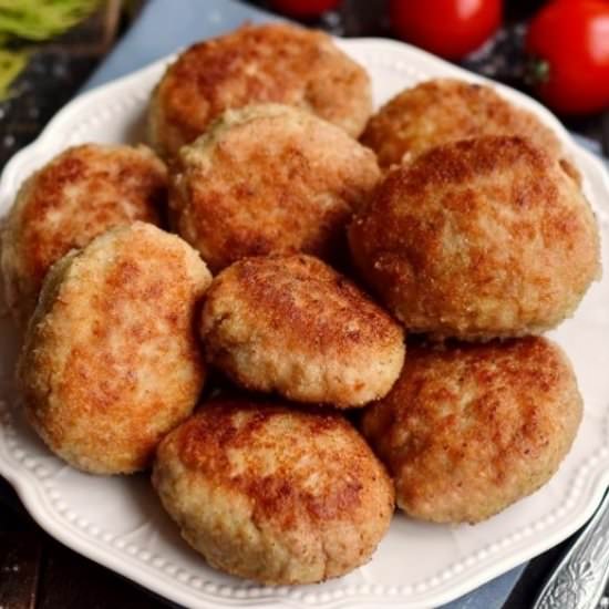 Juicy Pork Patties - Recipe photo by FreeFoodTips