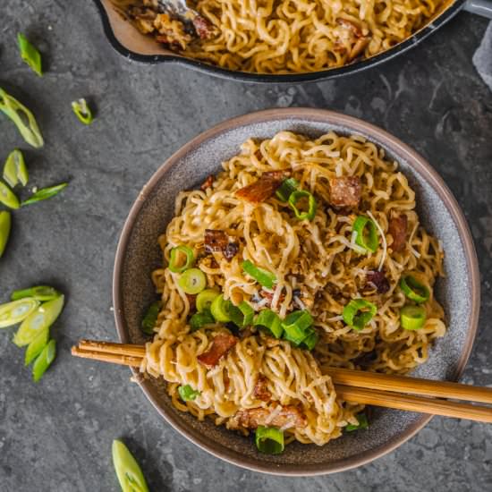 15 MINUTE CREAMY RAMEN CARBONARA - Recipe photo by TaylahsKitchen