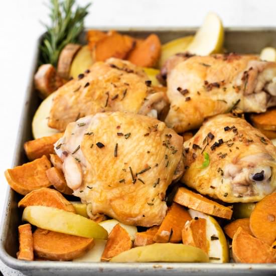 Chicken with Sweet Potatoes & Apple - Recipe photo by ToSimplyInspire