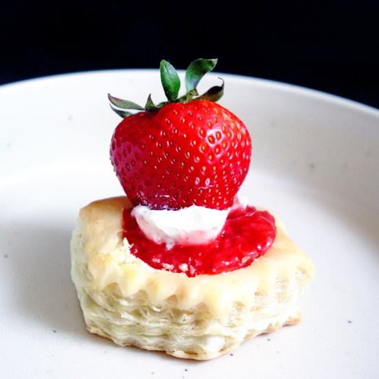Puff Pastry Strawberry Tart - Recipe photo by Sinful Kitchen