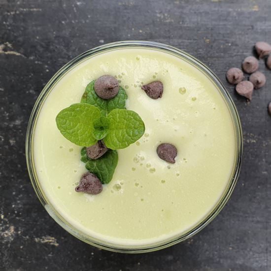 Mint choco chip avocado smoothie - Recipe photo by Mildlyindian