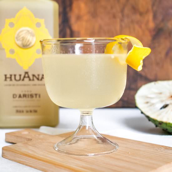 Soursop martini - Recipe photo by petitedecadence
