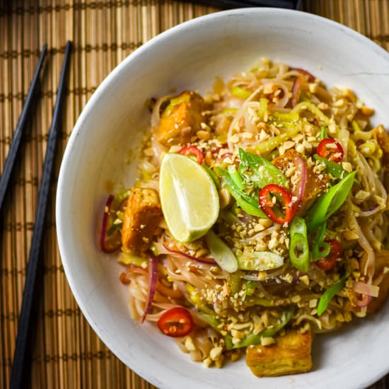 Vegan Yasai Pad Thai - Recipe photo by somebodyfeedseb