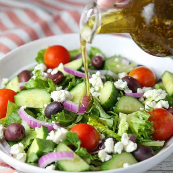 Homemade Greek Salad Dressing - Recipe photo by Tastefulventure