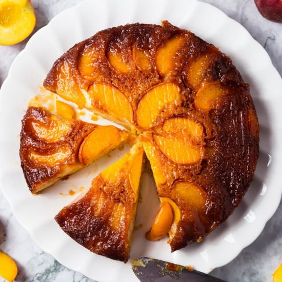 Caramelized Peach Upside Down Cake - Recipe photo by cooking.with.carbs