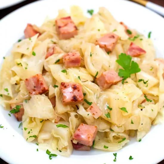 Fried Cabbage and Ham - Recipe photo by 30minutesmeals