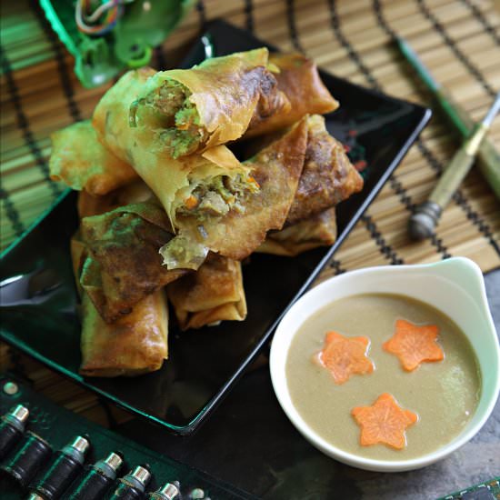 shadownanny's fried lumpia - Recipe photo by The Gluttonous Geek
