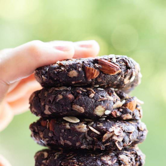 No bake chocolate tahini cookies - Recipe photo by Marinela