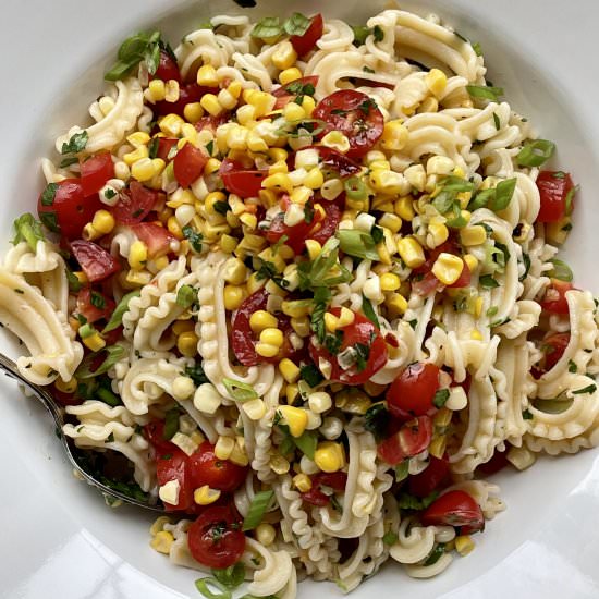 Cascatelli with Tomatoes and Corn - Recipe photo by onthebias