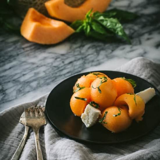 CAPRESE SALAD - Recipe photo by hungerforspice