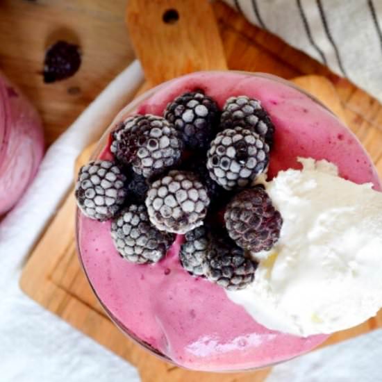 Raspberry Lemonade Smoothie - Recipe photo by joytothefood