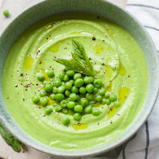 pea mint puree - Recipe photo by everyday-delicious.com