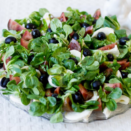 Lamb's lettuce salad - Recipe photo by mecooks.com