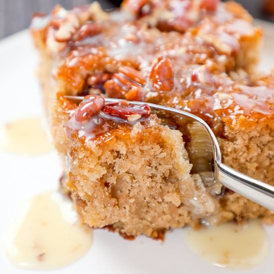 Praline Poke Cake - Recipe photo by BakingBeauty