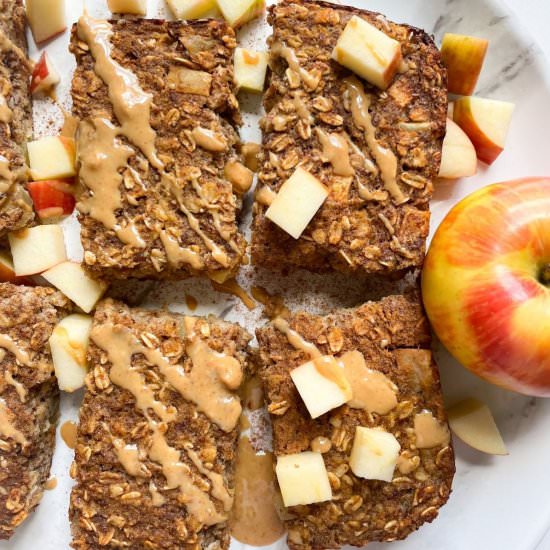 Apple Cinnamon Baked Oatmeal Bars - Recipe photo by frozen_bananas_