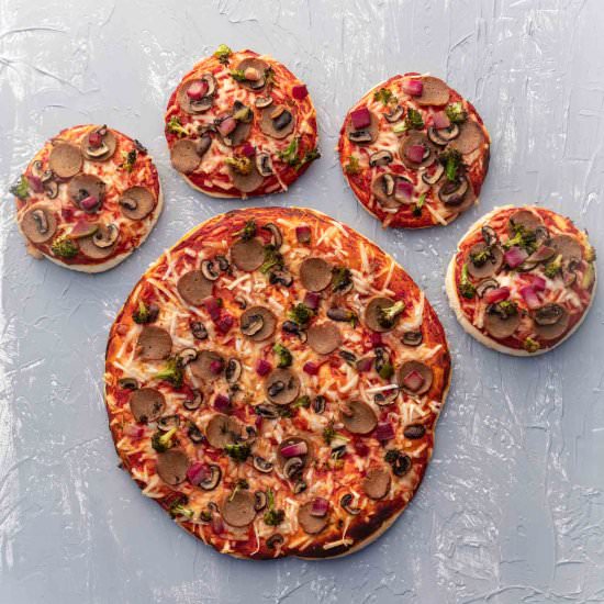 Vegan Party Pizza - Recipe photo by vegandollhouse