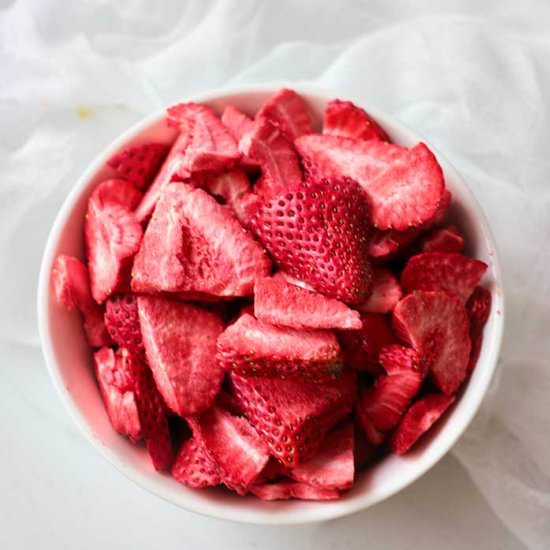 Freeze Dried Strawberries - Recipe photo by Everything Pretty