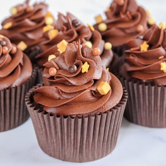Small Batch Chocolate Cupcakes - Recipe photo by CurlysCooking