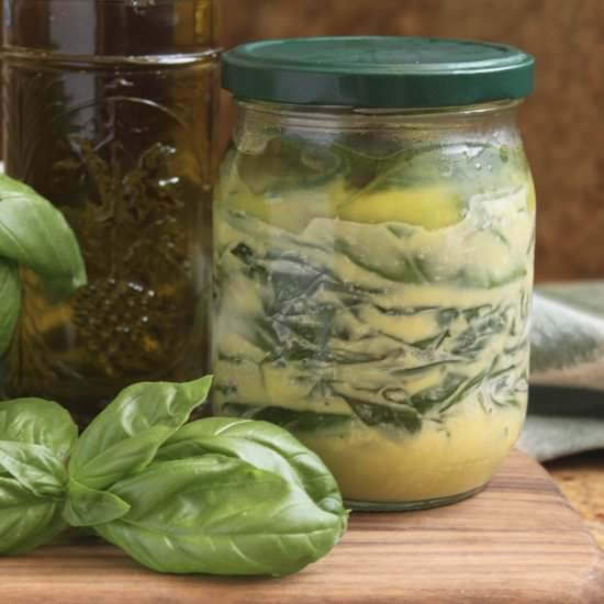 how to freeze fresh basil - Recipe photo by christinascucina