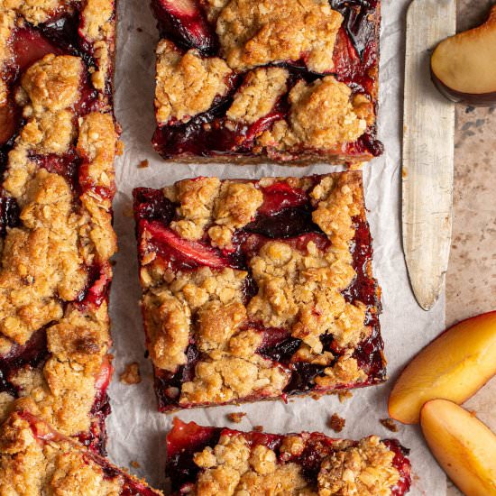 Plum caramel crumble bars - Recipe photo by cherryonmysundae
