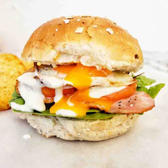 Fried Egg Burger - Recipe photo by SweetCaramelSunday