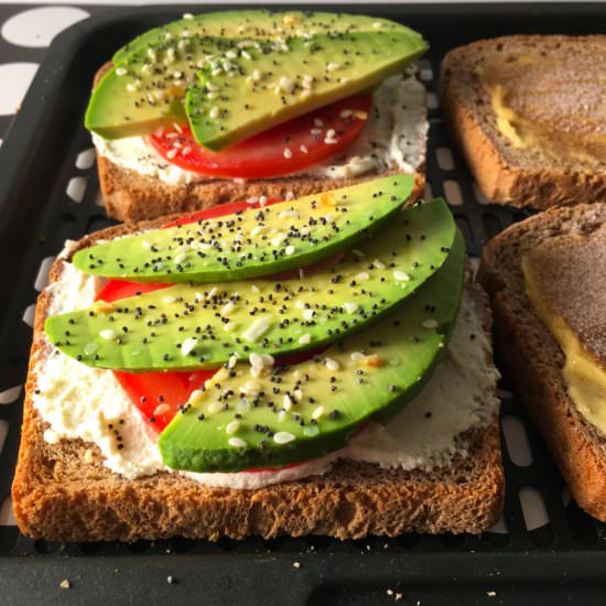 Air Fryer Toast (Toasted Bread) - Recipe photo by summeryule.com